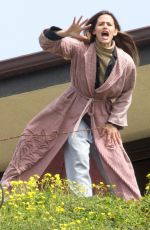 JENNIFER GARNER on the Set of 