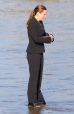 JENNIFER GARNER on the Set of 