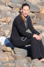 JENNIFER GARNER on the Set of 