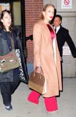 JENNIFER LOPEZ Leaves Her Apartment in New York 03/01/2016