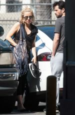 KATE HUDSON at wild Card Boxing in Los Angeles 03/29/2016