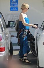 KATE HUDSON Leaves a Spa in Santa Monica 03/15/2016