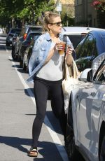 KATE HUDSON Leaves a Yoga Class in Brentwood 03/17/2016