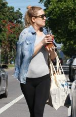 KATE HUDSON Leaves a Yoga Class in Brentwood 03/17/2016
