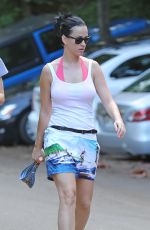 KATY PERRY and Orlando Bloom Out Hiking in Hawaii 02/27/2016
