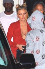 KHLOE KARDASHIAN Leaves a Studio in Los Angeles 03/09/2016