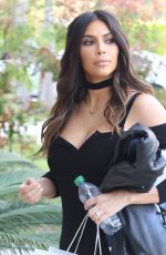 KIM KARDASHIAN Arrives at Epione in Beverly Hill 03/17/2016