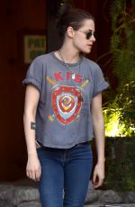 KRISTEN STEWART Out for Lunch in Los Angeles 03/24/2016