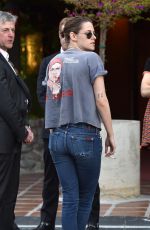 KRISTEN STEWART Out for Lunch in Los Angeles 03/24/2016