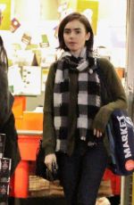 LILY COLLINS Shopping at Whole Foods in Los Angeles 03/17/2016
