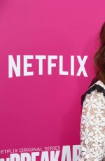 LINDA CARDELLINI at 