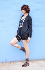 LINDSEY SHAW for Voyage Clothing 03/13/2016
