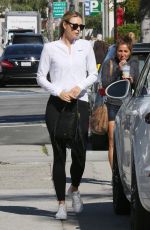 MARIA SHARAPOVA Out and About in Los Angeles 03/10/2016