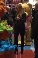 MARIAH CAREY Shopping at Hamley