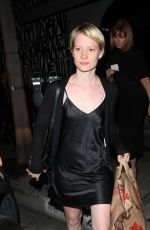 MIA WASIKOWSKA Leaves Craig