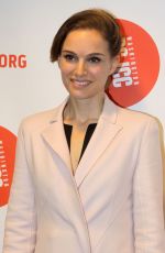 NATALIE PORTMAN at 