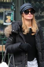 PARIS HILTON Shopping at The Apple Store in New York 03/05/2016
