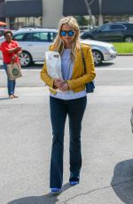 REESE WITHERSPOON at a Newsstand in Brentwood 03/19/2016