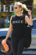 REESE WITHERSPOON Heading to Yoga Class in Brentwood 03/12/2016