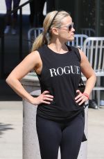 REESE WITHERSPOON Heading to Yoga Class in Brentwood 03/12/2016