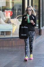 REESE WITHERSPOON Leaves a Yoga Class in Brentwood 03/17/2016