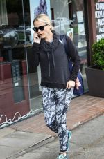 REESE WITHERSPOON Out for Morning Yoga Class in Brentwood 03/07/2016