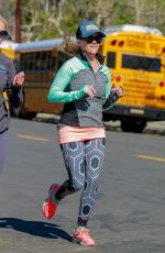 REESE WITHERSPOON Out Jogging in Los Angeles 0/08/2016