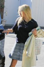REESE WITHERSPOON Out Shopping in Los Angeles 03/08/2016