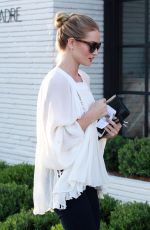 ROSIE HUNTINGTON-WHITELEY Out and About in Los Angeles 03/30/2016