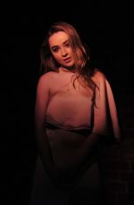 SABRINA CARPENTER - 