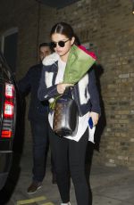 SELENA GOME Arrives at Her Hotel in London 03/10/2016