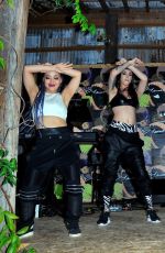 TINASHE Performs at M.A.C. Cosmetics SXSW Party in Austin 03/17/2016