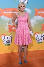 TORI SPELLING at Nickelodeon’s 2016 Kids’ Choice Awards in Inglewood 03/12/2016