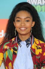 YARA SHAHIDI at Nickelodeon’s 2016 Kids’ Choice Awards in Inglewood 03/12/2016