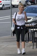 ZILDA WILLIAMS Out Shopping in Bondi 03/30/2016