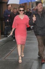 ALYSSA MILANO Leaves 