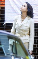 ANDIE MACDOWELL on the Set of 