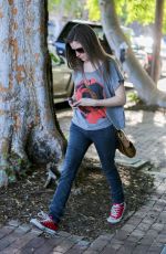 ANNA KENDRICK at Alfred Coffee & Kitchen in West Hollywood 03/31/2016