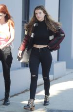 BELLA nad DANI THORNE Ou Sthopping in Los Angeles 04/11/2016