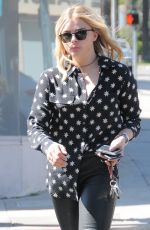 CHLOE MORETZ Shopping at Rite Aid in Beverly Hills 04/18/2016