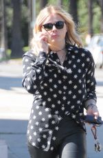 CHLOE MORETZ Shopping at Rite Aid in Beverly Hills 04/18/2016