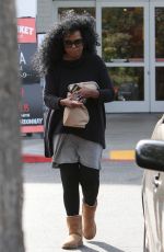 DIANA ROSS Leaves Bristol Farms in Beverly Hills 03/27/2016
