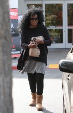 DIANA ROSS Leaves Bristol Farms in Beverly Hills 03/27/2016