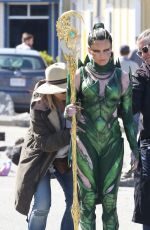ELIZABETH BANKS on the Set of 