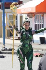 ELIZABETH BANKS on the Set of 