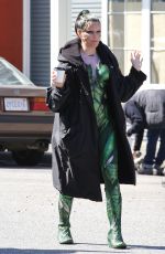 ELIZABETH BANKS on the Set of 