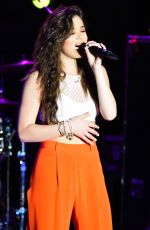 HAILEE STEINFELD Performs at Chum FM Breakfast in Barbados 04/14/2016