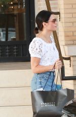 JENNA DEWAN Shopping at Barney
