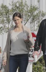 JENNIFER GARNER Out and About in Brentwood 04/22/2016