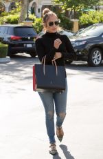 JENNIFER LOPEZ Out and About in Calabasas 04/25/2016